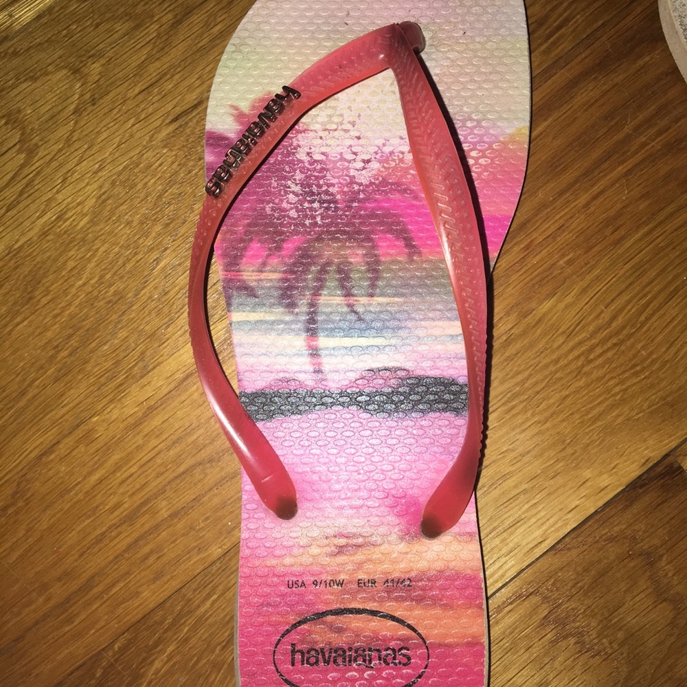 Beach type flip flops